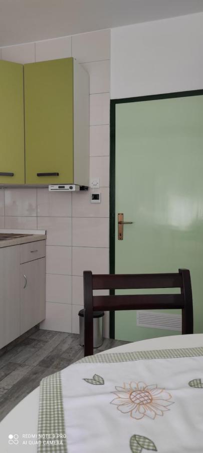 Tp Apartman 1 Križevci Exteriör bild