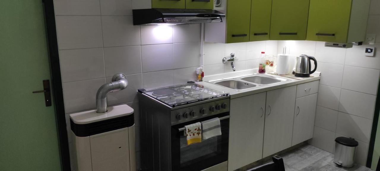 Tp Apartman 1 Križevci Exteriör bild