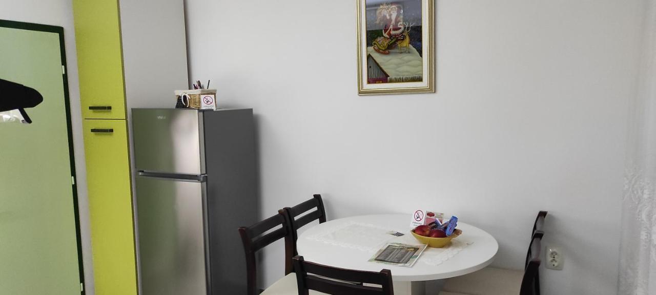 Tp Apartman 1 Križevci Exteriör bild