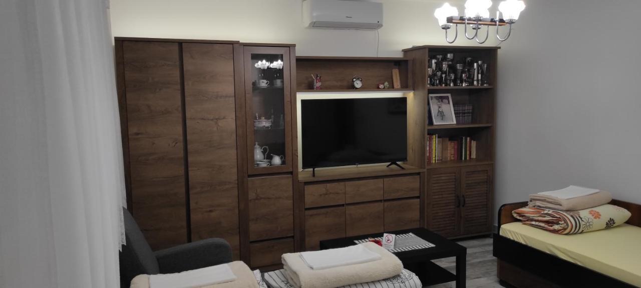 Tp Apartman 1 Križevci Exteriör bild